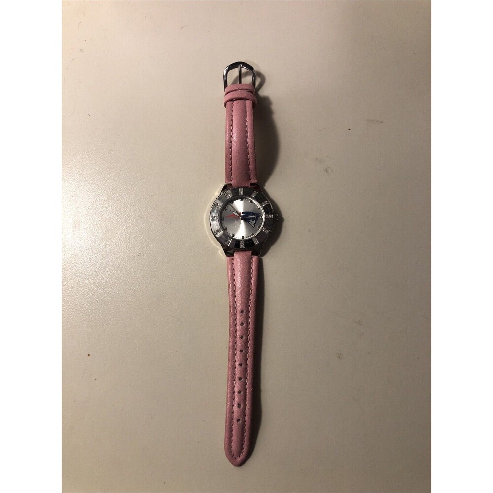 New England Patriots Ladies Pink Band Watch NFL Team Logo Game Time